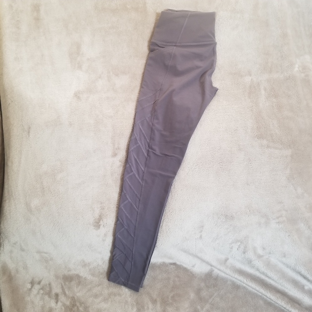 Victoria Secret Capri Leggings, Burnout Sides
